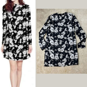 Ali & Jay Mock Neck Floral Mini Dress Women’s Small Long Sleeve Black White
